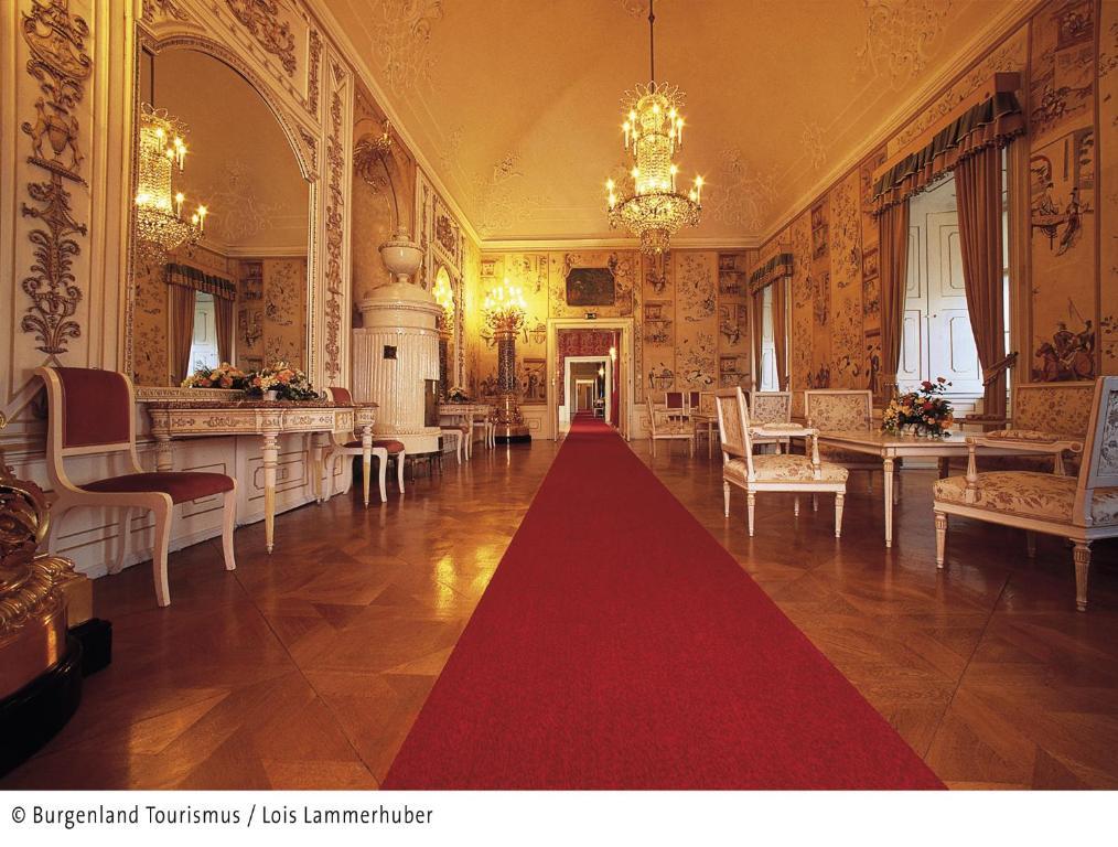Hotel Weinland دونرسكرشن المظهر الخارجي الصورة